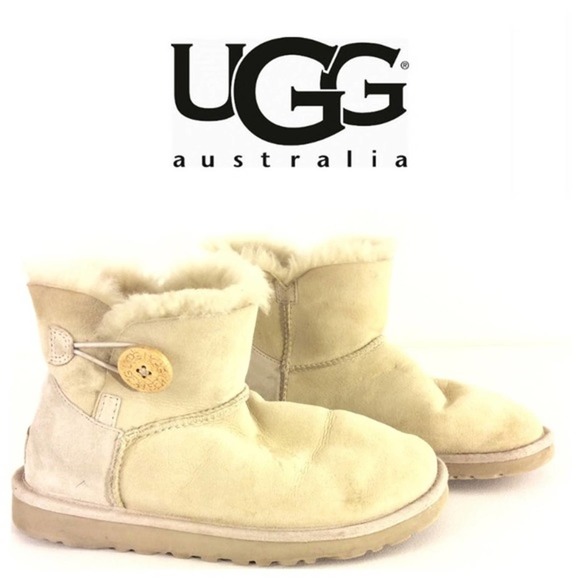 UGG Ultimate Short 5275 Original Tan Size 9 | eBay UGG tan suede button short BOOTS 6 euc short